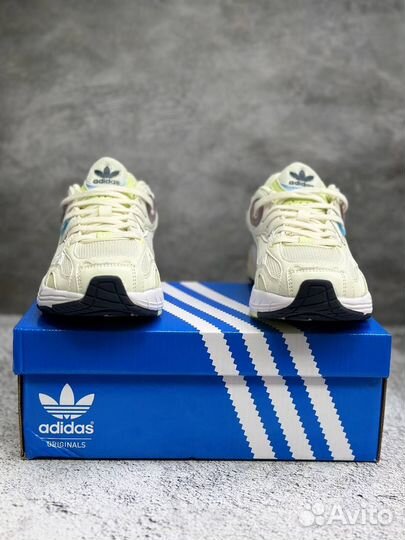 Кроссовки Adidas wmns astir wonder white bliss