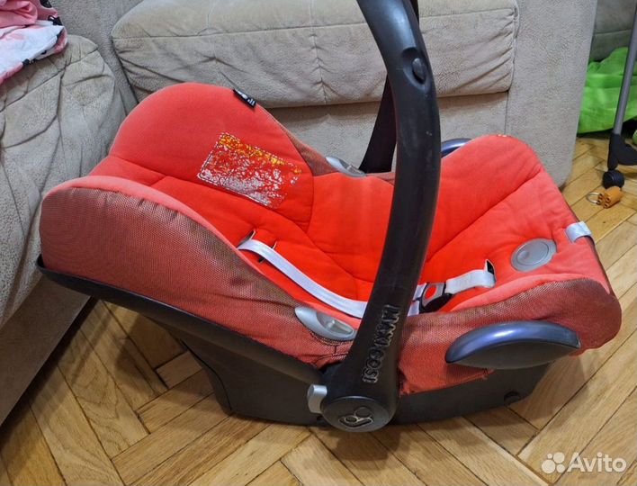 Автолюлька Maxi Cosi cabriofix 0-13