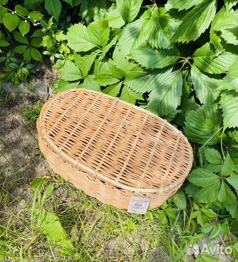 Корзина плетеная с крышкой
