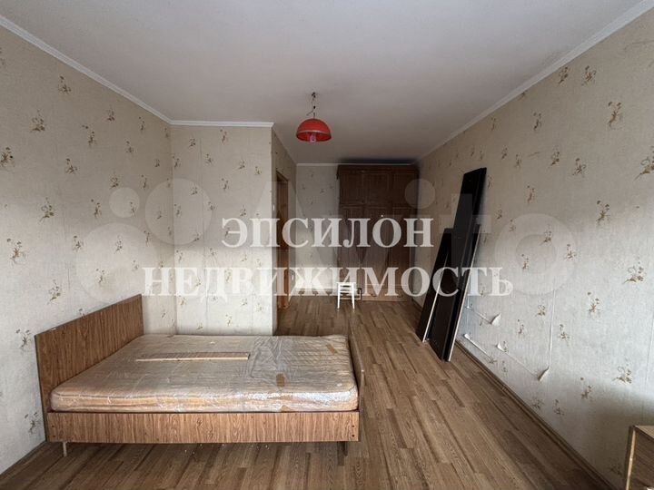 1-к. квартира, 29,8 м², 1/5 эт.