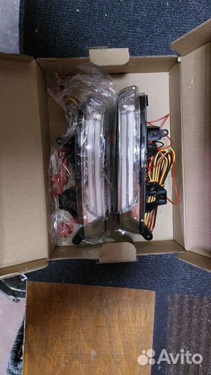 Повторитель поворота в зеркало toyota