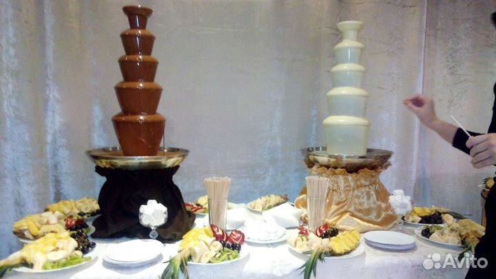 Шоколадный фонтан аренда в Петербурге