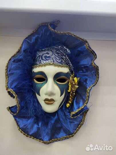 Венецианская маска