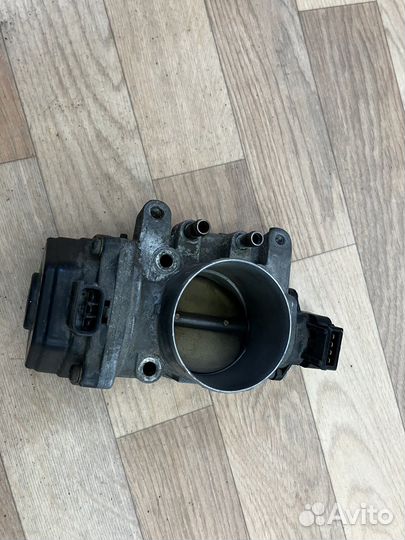 Дроссельная заслонка Mitsubishi Pajero 3 3,5 gdi