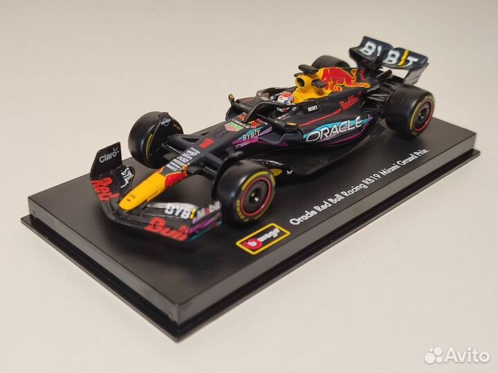 Модели Формула 1 Red Bull RB19 Miami GP