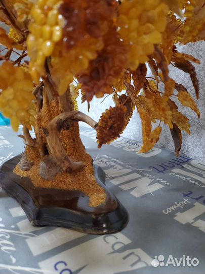 Дерево из Янтаря