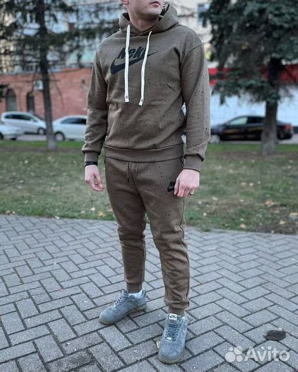 Сортивный теплый мужской костюм