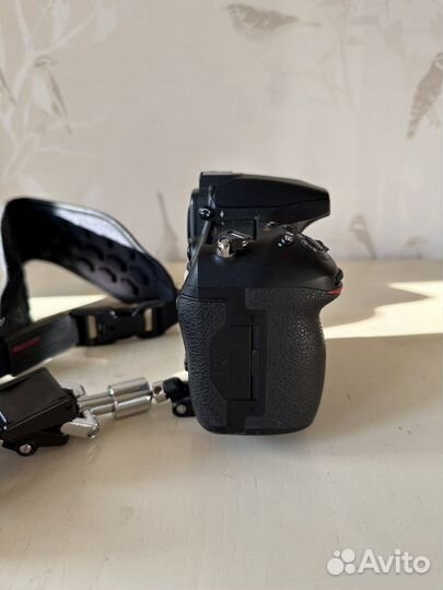 Зеркальный фотоаппарат Nikon D810 Body