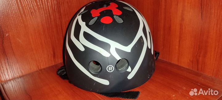 Шлем для роликов размер М