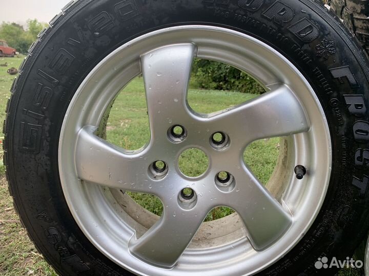 Диски литые mazda r15