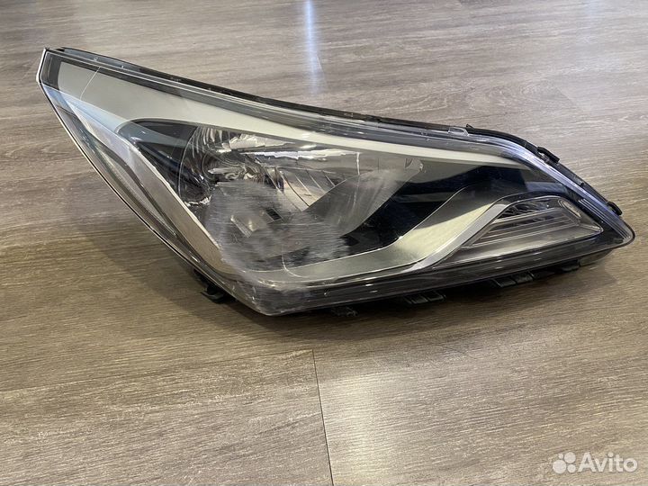 Фара правая hyundai solaris 2016