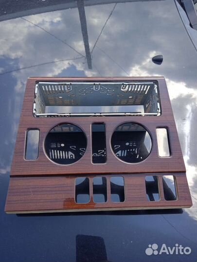 Рамка магнитолы Mercedes Benz W202