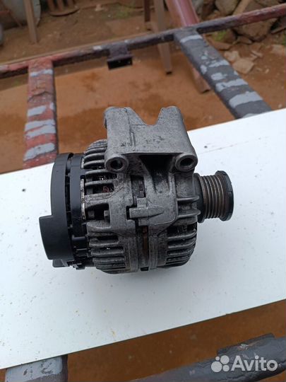 Генератор Mersedes Sprinter 2002 г. 2.2 CDI
