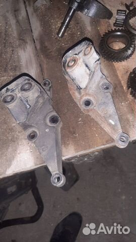 Крепление двигателя на Джили Эмгранд