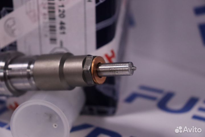 Форсунка топливная 0445120461