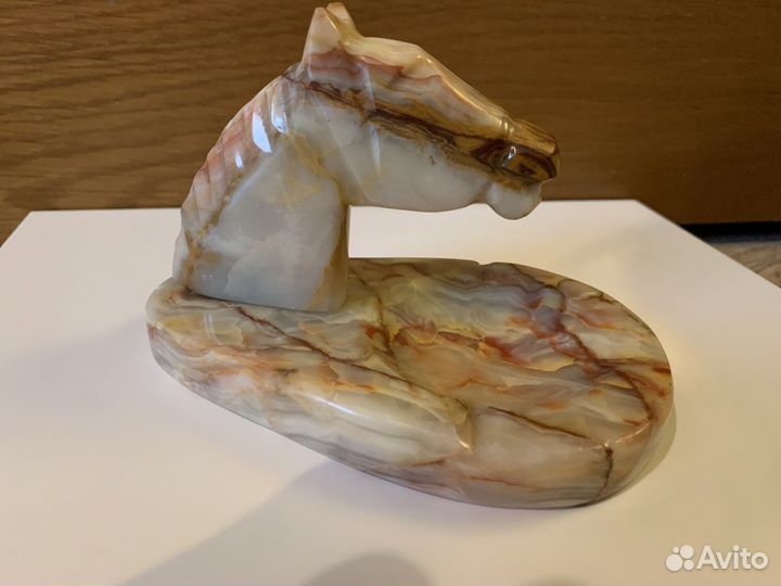 Пепельница из оникса