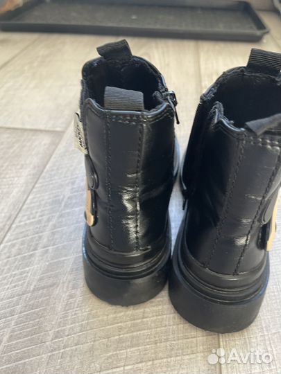 Ботинки для девочки