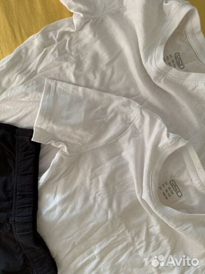 Шорты и футболка для физкультуры