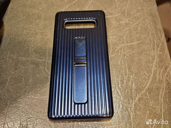 Защитный чехол