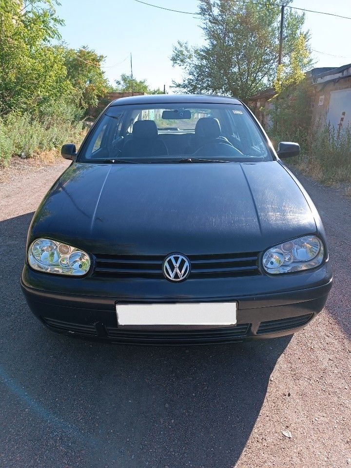 Volkswagen Golf: фото владельца