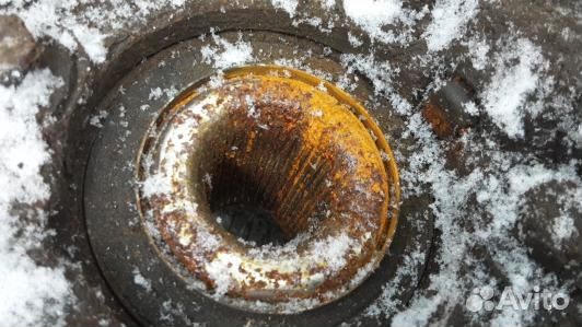 Ступица передняя левая volvo XC90 1 (AAD17K901)