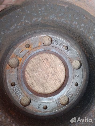 Диски тормозные передние вентилируемые Volvo XC90