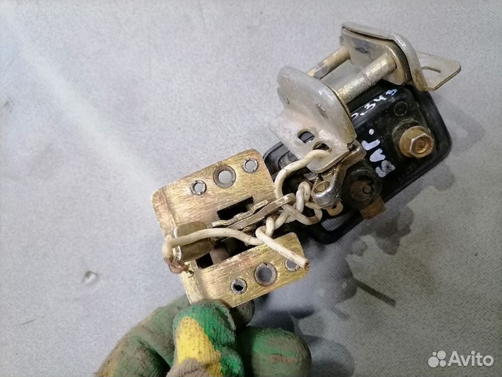 Замок багажника Volvo 343 1984-1991