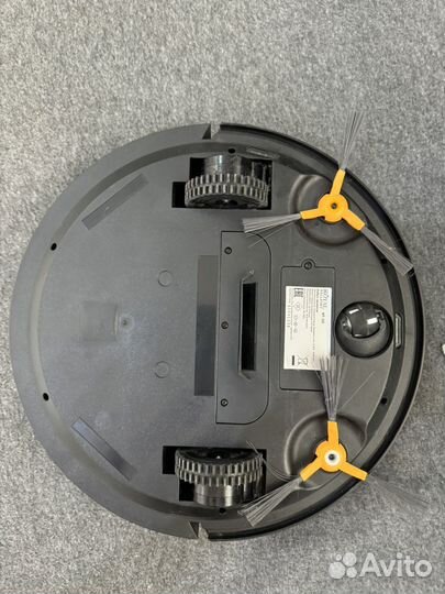 Робот пылесос