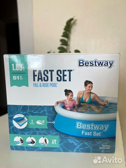 Новый Бассейн Bestway Fast надувной 940 литров