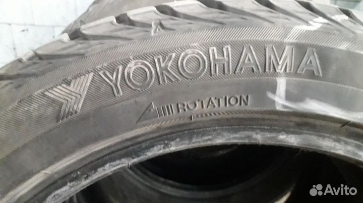 Yokohama Ice Guard Stud IG55 215/50 R17