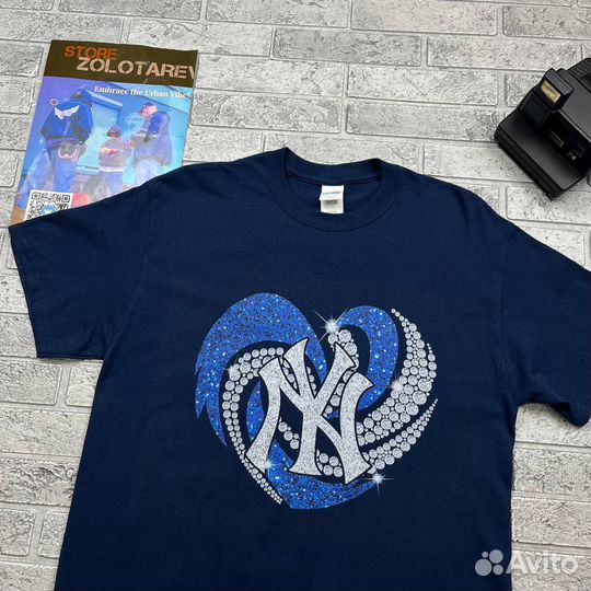 Футболка Gildan x New York Yankees Heart T-Shirt