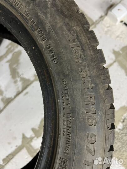 Kumho WinterCraft Ice WI31 215/55 R16