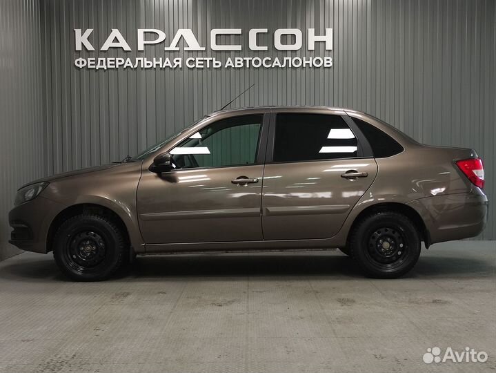 LADA Granta 1.6 МТ, 2022, 29 800 км