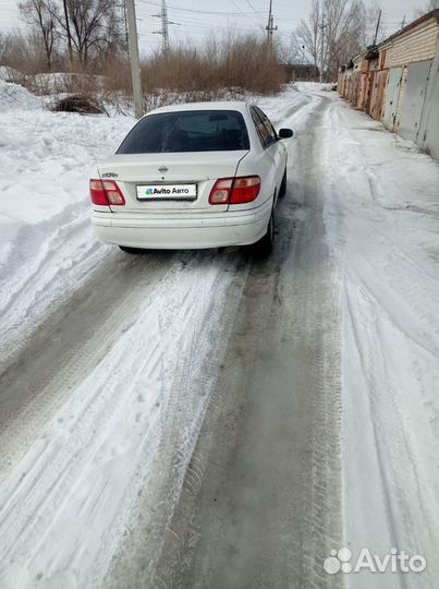 Nissan Bluebird Sylphy 1.8 AT, 2001, 300 000 км