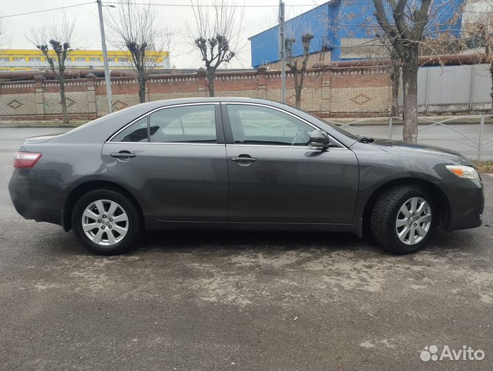 Toyota Camry 2.4 AT, 2010, 291 300 км