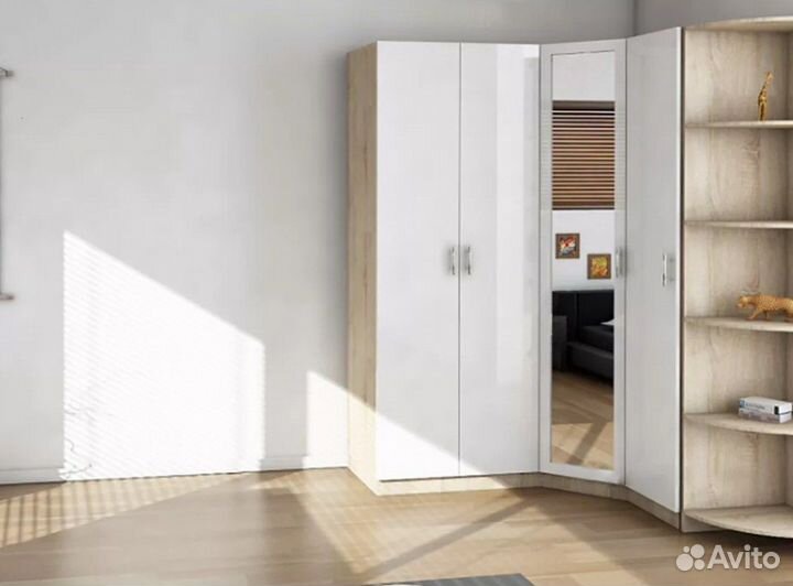 Шкаф угловой