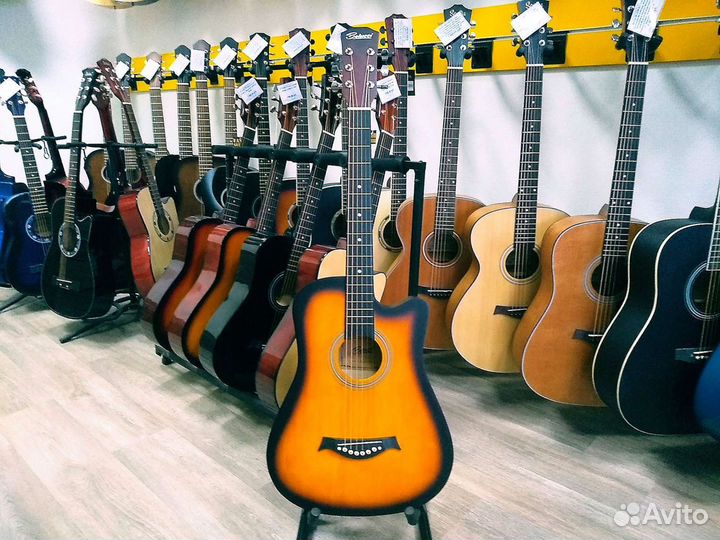 Новая акустическая гитара
