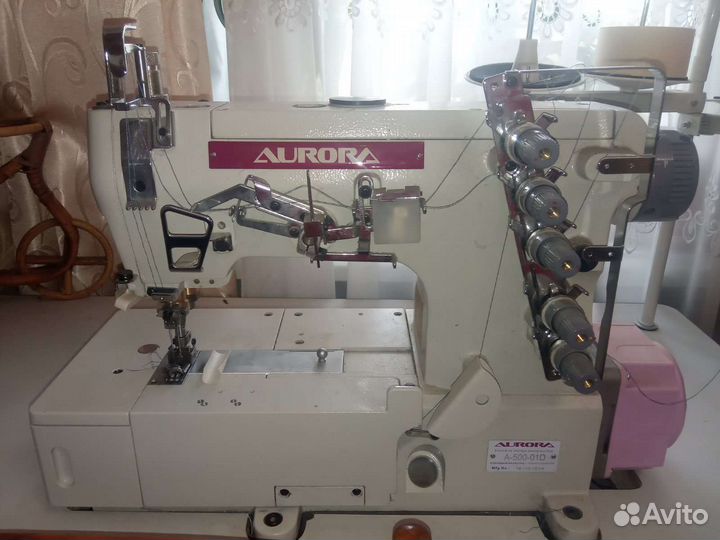 Швейные машинки Оверлок и Распошивалка