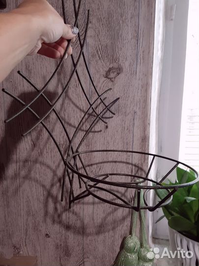 Полка настенная навесная для цветов