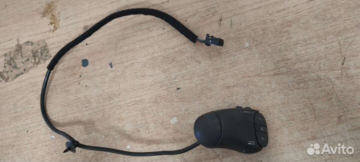 Блок управления магнитолой Renault Symbol 1