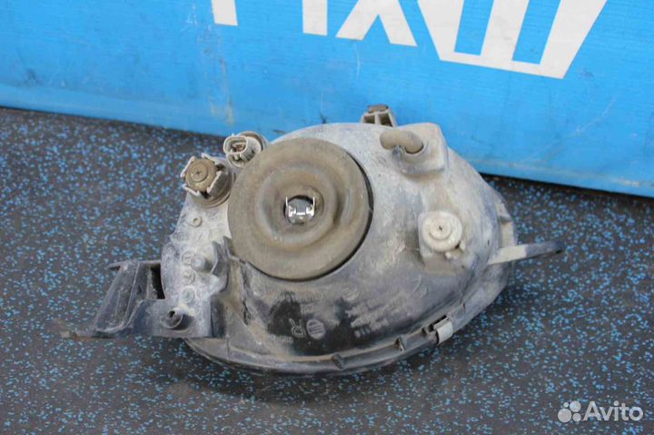 Фара Toyota Corolla (Тойота Королла) E110 811101E3