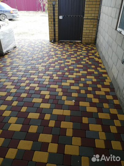 Укладка тротуарной плитки, установка бордюров