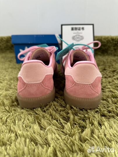 Кроссовки Adidas Bermuda Glow Pink GY7386