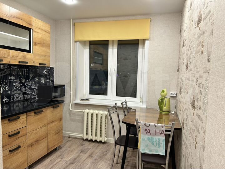2-к. квартира, 40 м², 3/5 эт.