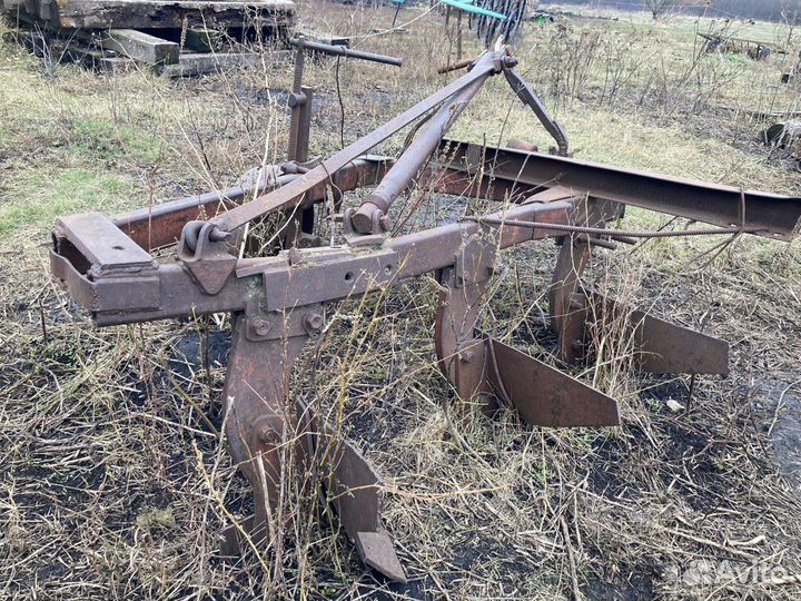 Плуг 3 х корпусной на мтз 80