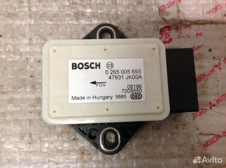 Датчик ускорения infiniti m35 m45 y50