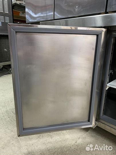 Стол холодильный