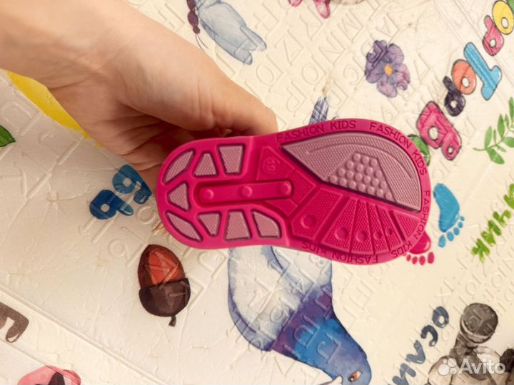 Сандалии для девочки 19 размер