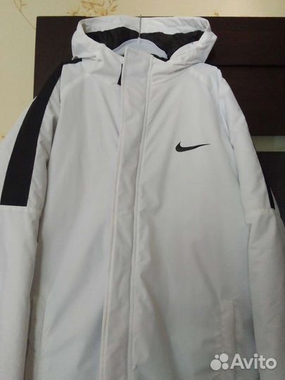 Куртка демисезонная новая