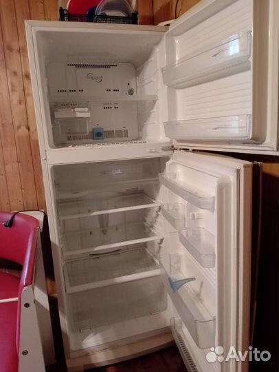 Холодильник б/у sharp